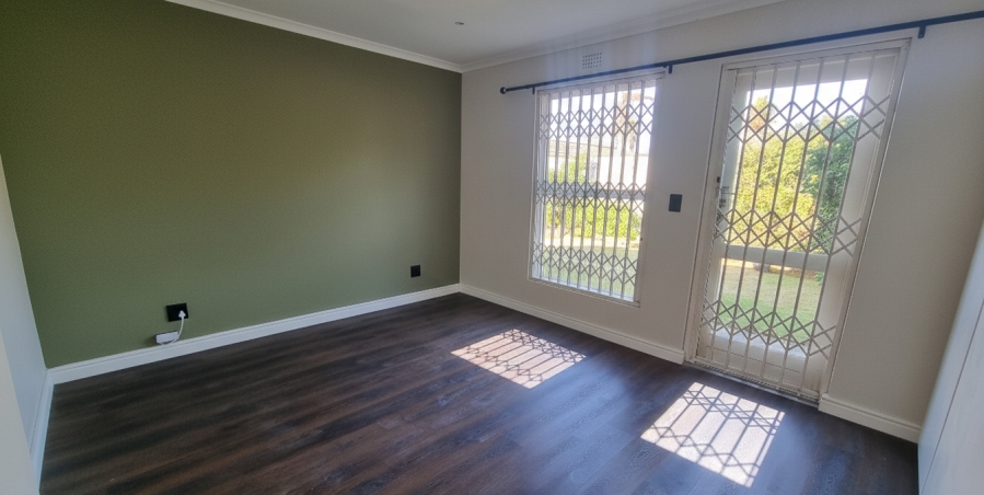 To Let 3 Bedroom Property for Rent in Sunningdale Western Cape